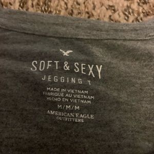 Soft and sexy American eagle tee